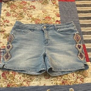 Artisan Ny Light Blue Jean Shorts with Colorful Embroidery